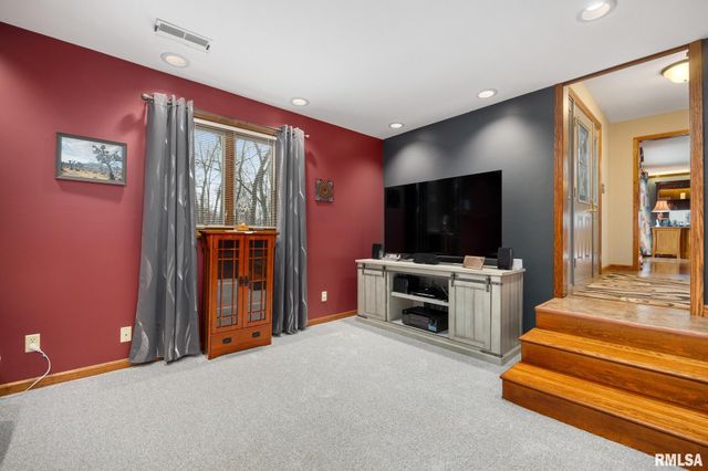 11913 W SWEETBRIAR Lane, Brimfield, IL 61517