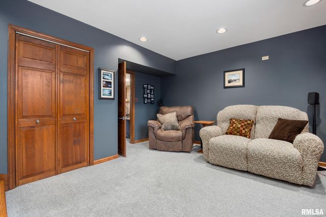 11913 W SWEETBRIAR Lane, Brimfield, IL 61517