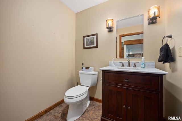 11913 W SWEETBRIAR Lane, Brimfield, IL 61517