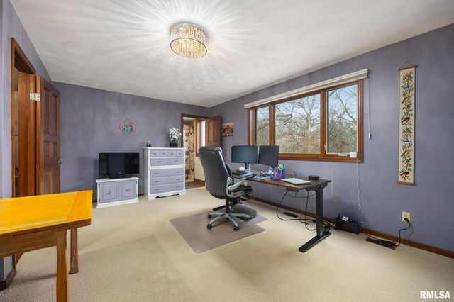 11913 W SWEETBRIAR Lane, Brimfield, IL 61517