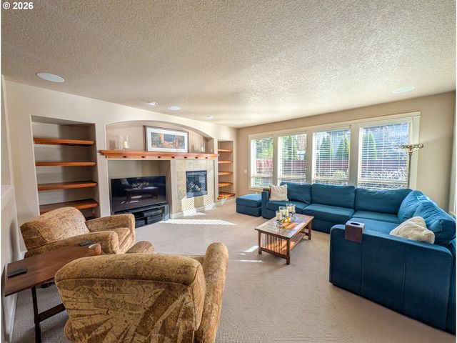 28571 Sw MORNINGSIDE Ave, Wilsonville, OR 97070