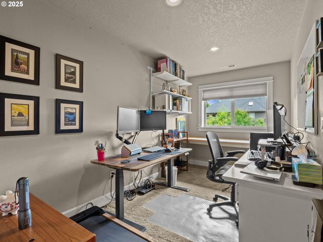 28571 Sw MORNINGSIDE Ave, Wilsonville, OR 97070