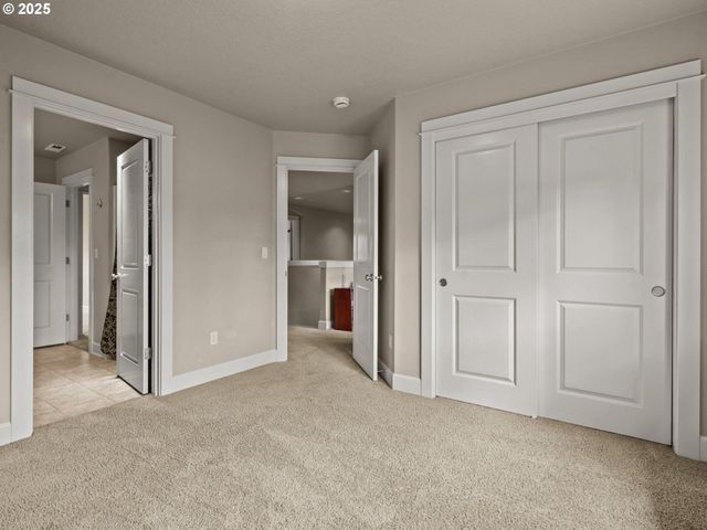 28571 Sw MORNINGSIDE Ave, Wilsonville, OR 97070