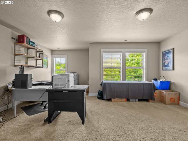 28571 Sw MORNINGSIDE Ave, Wilsonville, OR 97070