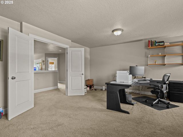 28571 Sw MORNINGSIDE Ave, Wilsonville, OR 97070