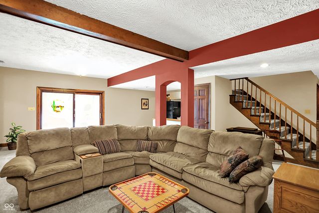 510 Mill Farm Road, Noblesville, IN 46062