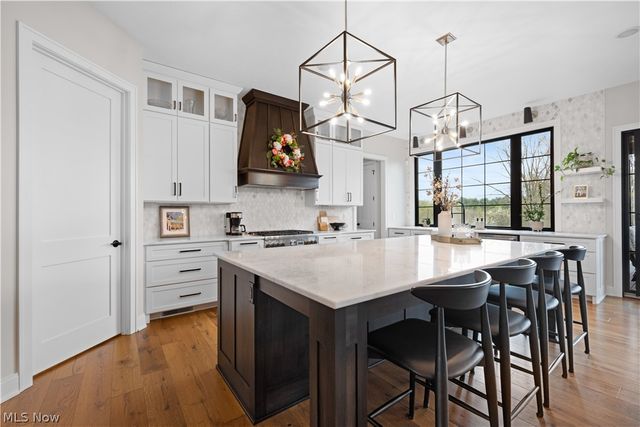 2989 Blakeslee Boulevard, Medina, OH 44256