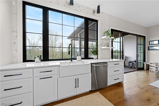 2989 Blakeslee Boulevard, Medina, OH 44256