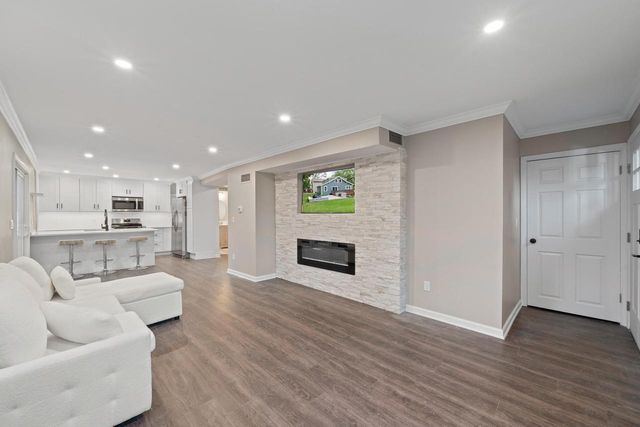 138 Vernon STREET, Williams Bay, WI 53191