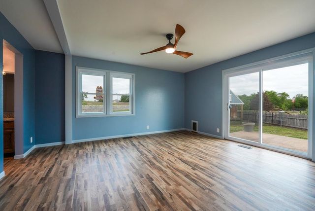 9657 SW Hopkins Switch Rd, Augusta, KS 67010