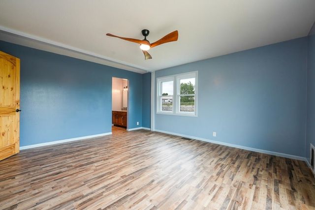 9657 SW Hopkins Switch Rd, Augusta, KS 67010
