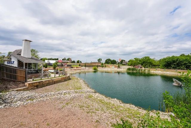 9657 SW Hopkins Switch Rd, Augusta, KS 67010