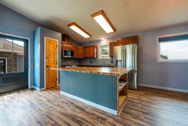9657 SW Hopkins Switch Rd, Augusta, KS 67010