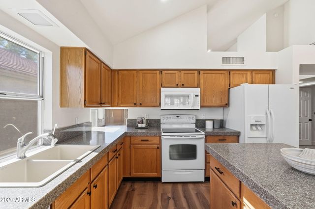 16229 S 33RD Street, Phoenix, AZ 85048