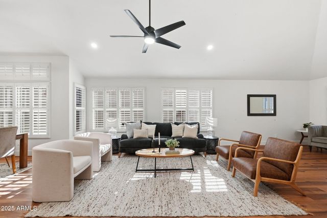 16229 S 33RD Street, Phoenix, AZ 85048