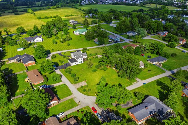 1029 Linden Drive, Lawrenceburg, KY 40342