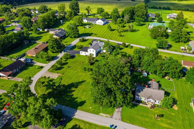 1029 Linden Drive, Lawrenceburg, KY 40342