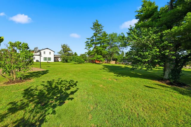 1029 Linden Drive, Lawrenceburg, KY 40342