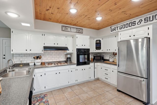 1029 Linden Drive, Lawrenceburg, KY 40342