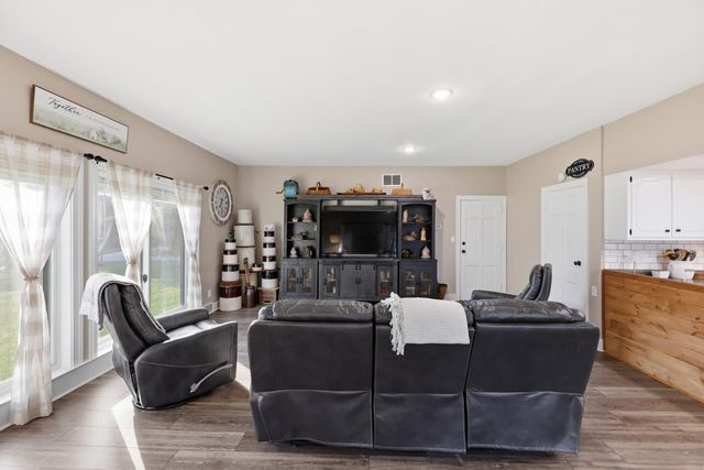 1029 Linden Drive, Lawrenceburg, KY 40342