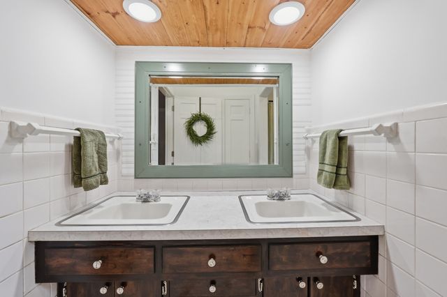 1029 Linden Drive, Lawrenceburg, KY 40342