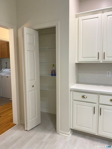 54 Winchester Drive, North Haven, CT 06473
