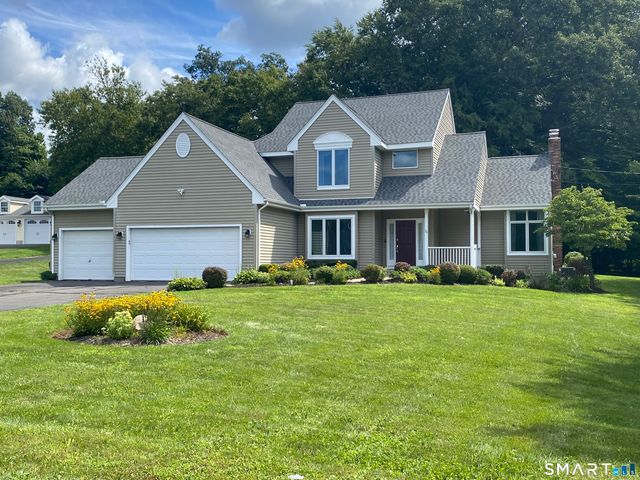 54 Winchester Drive, North Haven, CT 06473