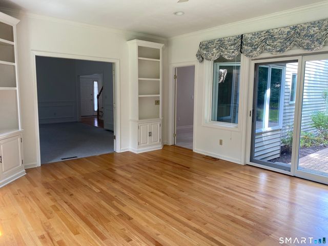 54 Winchester Drive, North Haven, CT 06473