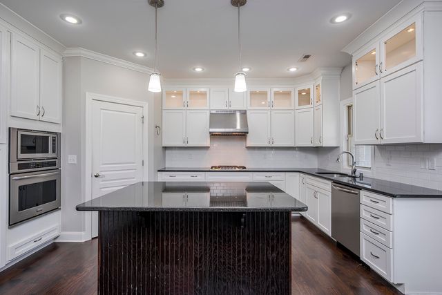 3880 Leighton Lane, Lexington, KY 40515