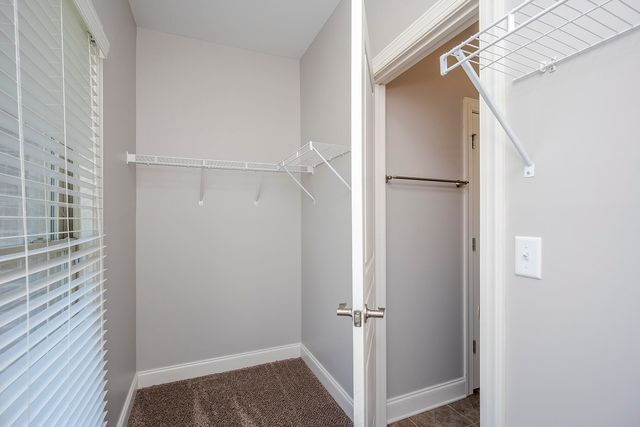 3880 Leighton Lane, Lexington, KY 40515