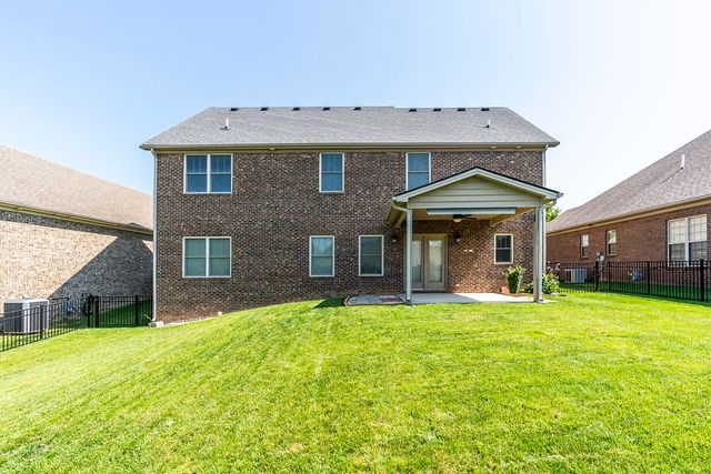 3880 Leighton Lane, Lexington, KY 40515