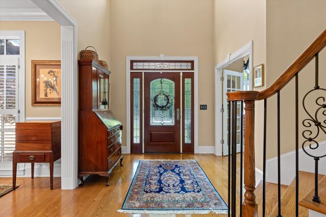 6 Ives Lake Road, Signal Mountain, TN 37377