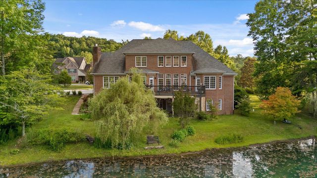 6 Ives Lake Road, Signal Mountain, TN 37377