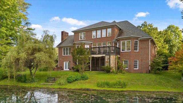 6 Ives Lake Road, Signal Mountain, TN 37377