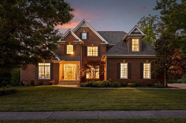 6 Ives Lake Road, Signal Mountain, TN 37377