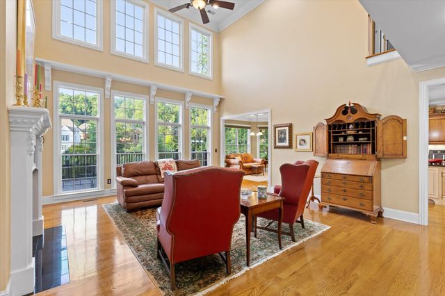 6 Ives Lake Road, Signal Mountain, TN 37377