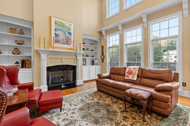 6 Ives Lake Road, Signal Mountain, TN 37377