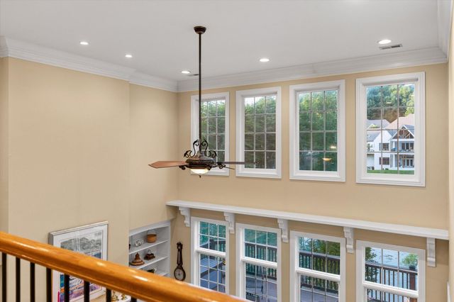 6 Ives Lake Road, Signal Mountain, TN 37377