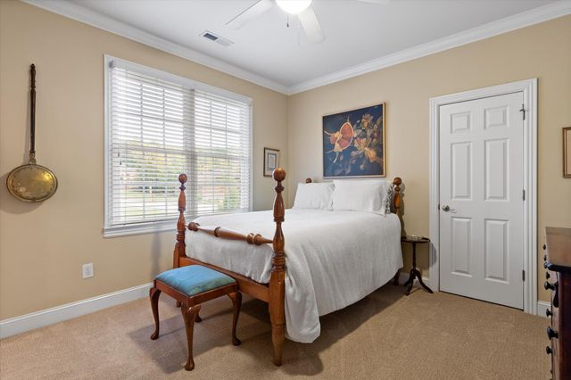 6 Ives Lake Road, Signal Mountain, TN 37377