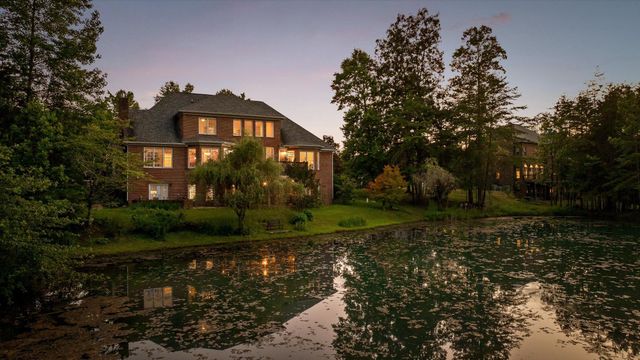 6 Ives Lake Road, Signal Mountain, TN 37377
