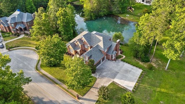 6 Ives Lake Road, Signal Mountain, TN 37377