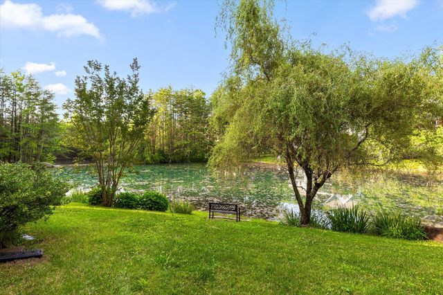 6 Ives Lake Road, Signal Mountain, TN 37377