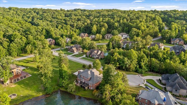 6 Ives Lake Road, Signal Mountain, TN 37377
