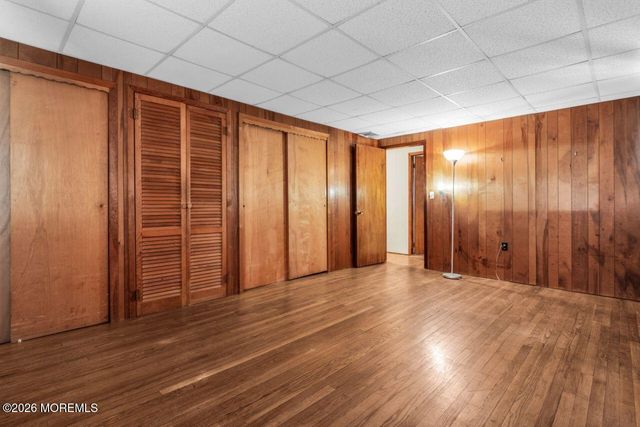 11 Hemlock Road, Howell, NJ 07731