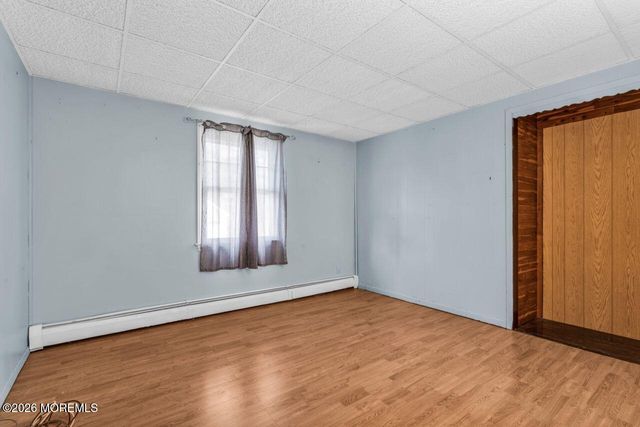 11 Hemlock Road, Howell, NJ 07731