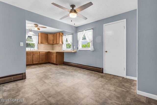 11 Hemlock Road, Howell, NJ 07731