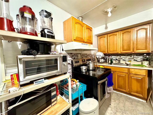 76-22 60th Lane, Glendale, NY 11385
