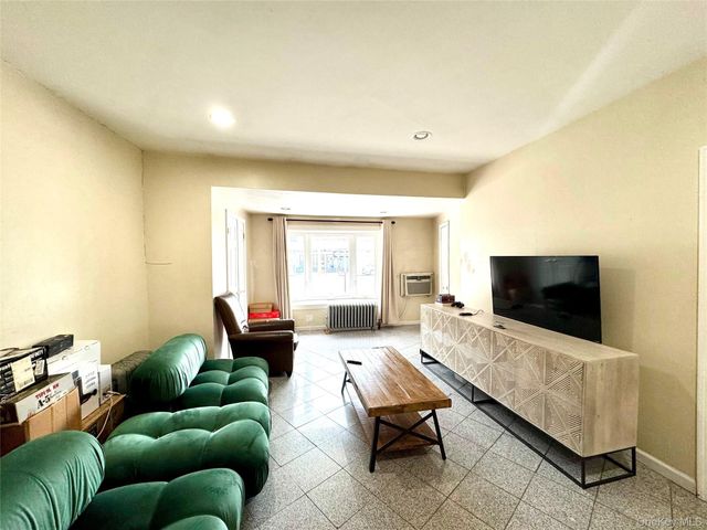 76-22 60th Lane, Glendale, NY 11385