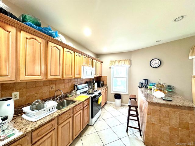 76-22 60th Lane, Glendale, NY 11385