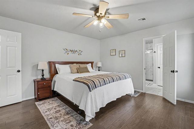 200 Taos, Edmond, OK 73013